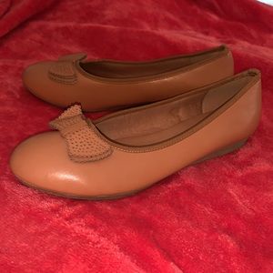 Beacon software, 11, soft dress flats
